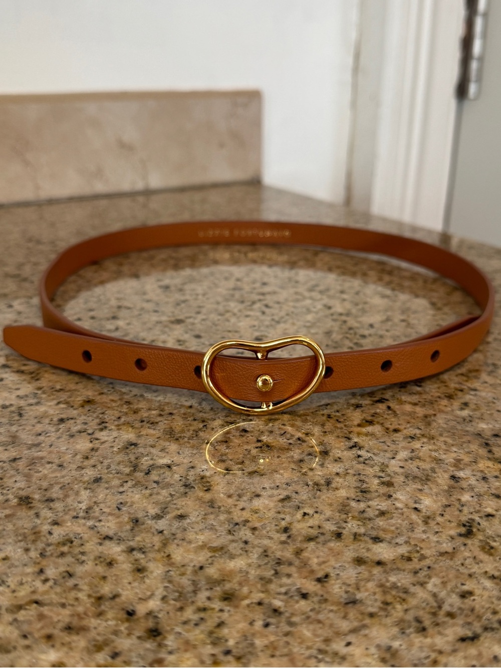 Lizzie Fortunato Skinny Georgia Belt Tan Leather Gold Heart Buckle USA S / 28"